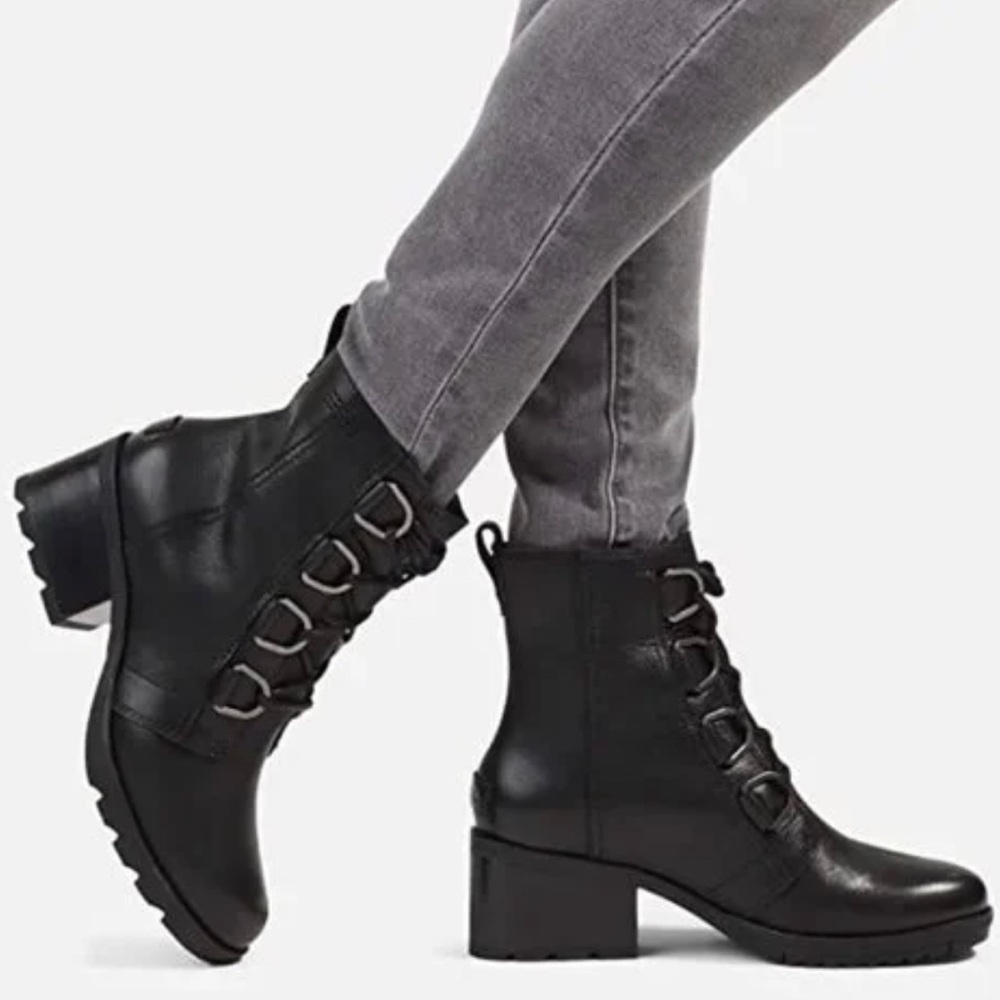 SOREL CATE LACE UP LEATHERS BLACK BOOTIE Size: 8 - Picture 5 of 11
